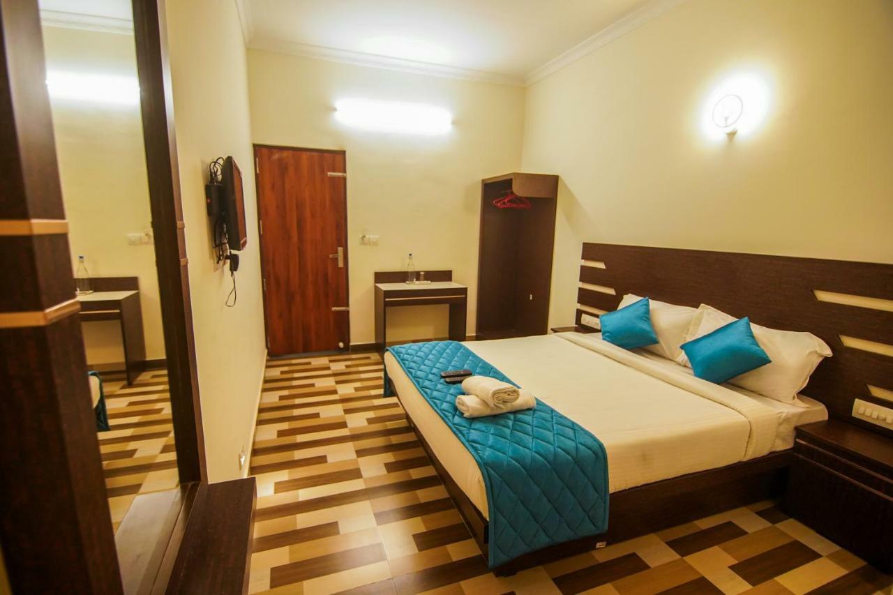Lamond Holidays Munnar Exterior foto